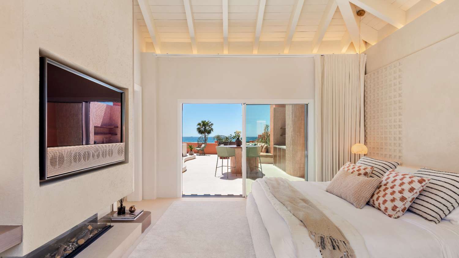 Penthouse Luxueux avec Vues Imprenables sur la Mer à Marbella