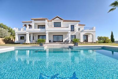 Villa for sale in Nueva Andalucía (Marbella)